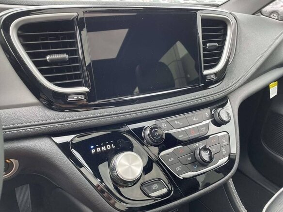 2026 Chrysler Pacifica RU Рестайлинг 2, белый, 12690491 рублей - вид 17