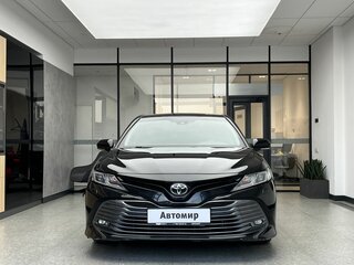 2018 Toyota Camry VIII (XV70), чёрный, 2259000 рублей, вид 2