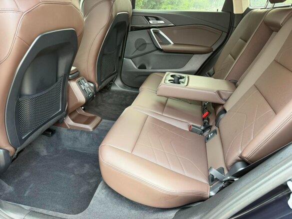 2023 BMW X1 Long 20Li sDrive III (U11/U12), чёрный, 2850034 рублей - вид 19