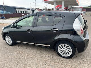 2014 Toyota Aqua I, чёрный, 830000 рублей, вид 3