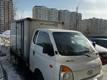 2009 Hyundai Porter II, белый, 659000 рублей, вид 3