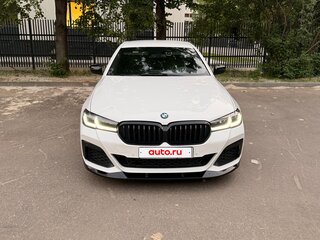 2018 BMW 5 серии 530i xDrive VII (G30/G31/G38), белый, 3000000 рублей, вид 3