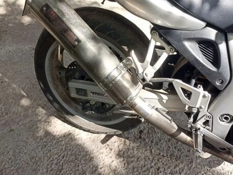 1999 Suzuki SV 650, серебристый, 250000 рублей, вид 4