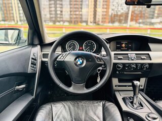 2006 BMW 5 серии 525i V (E60/E61), серебристый, 875000 рублей, вид 5