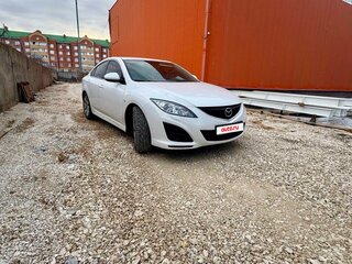 2010 Mazda 6 II (GH) Рестайлинг, белый, 750000 рублей, вид 3