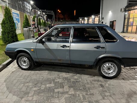 2002 Lada (ВАЗ) 21099, серый, 130000 рублей, вид 4