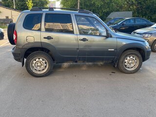 2012 Chevrolet Niva I Рестайлинг, серый, 320000 рублей, вид 2
