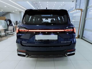 2026 Geely Okavango I Рестайлинг, синий, 4000990 рублей, вид 5