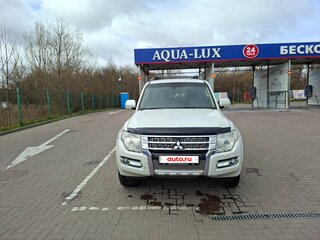2014 Mitsubishi Pajero IV Рестайлинг 2, белый, 1750000 рублей, вид 2