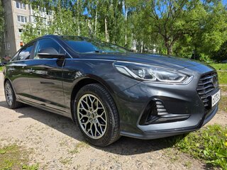 2018 Hyundai Sonata VII (LF) Рестайлинг, серый, 1700000 рублей, вид 3