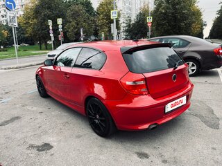 2011 BMW 1 серии 118i I (E81/E82/E87/E88) Рестайлинг, красный, 1050000 рублей, вид 4