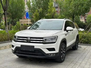 2022 Volkswagen Tharu I, белый, 1590000 рублей, вид 1