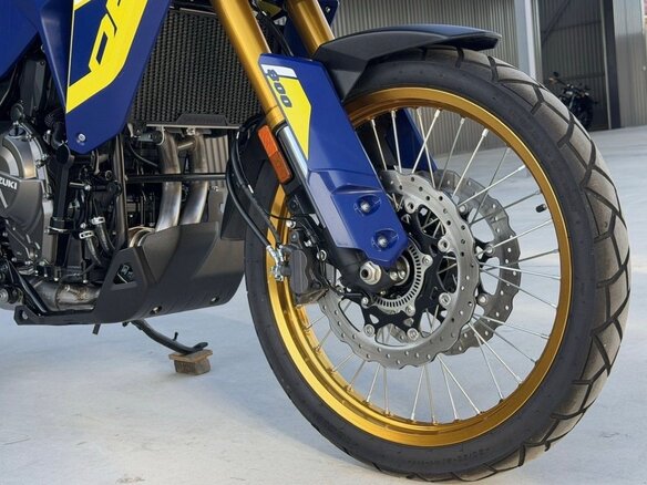 2023 Suzuki V-Strom 800DE, жёлтый, 1150000 рублей - вид 11