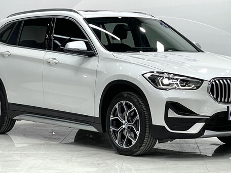 2022 BMW X1 Long 20Li sDrive II (F48) Рестайлинг, белый, 2480000 рублей, вид 4