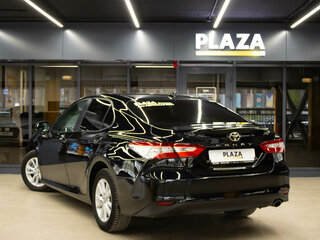 2020 Toyota Camry VIII (XV70), чёрный, 2760000 рублей, вид 3