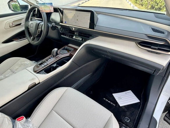 2026 Toyota Crown Sedan XVI (S230), белый, 7700000 рублей - вид 13