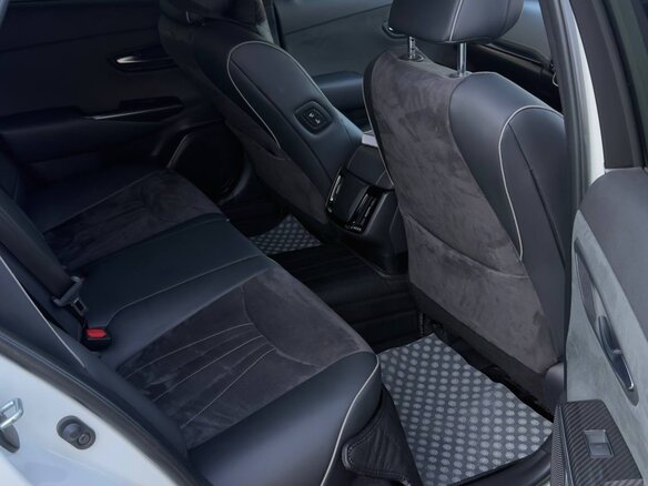 2019 Toyota Crown XV (S220), белый, 3500000 рублей - вид 13