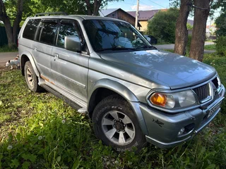 2005 Mitsubishi Pajero Sport I Рестайлинг, серебристый, 530000 рублей, вид 1