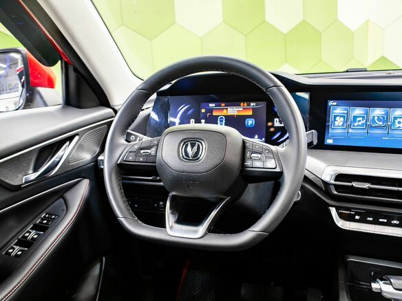 2023 Changan CS35 Plus I Рестайлинг, красный, 1600000 рублей - вид 14