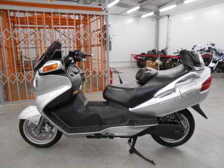 2004 Suzuki Burgman (SkyWave) 650, серебристый, 385000 рублей, вид 4