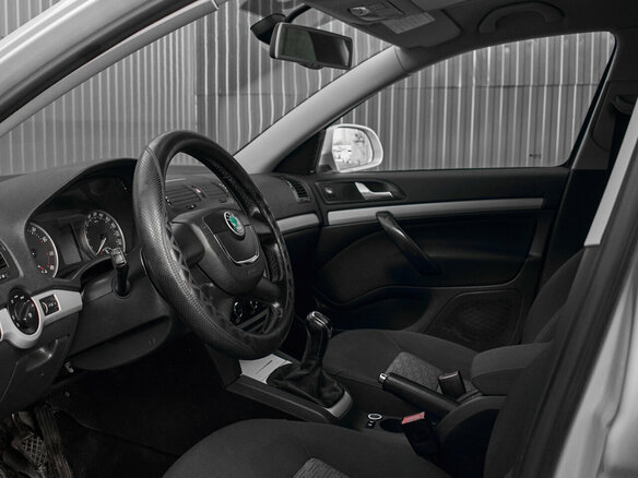 2012 Skoda Octavia II (A5) Рестайлинг, серый - вид 9