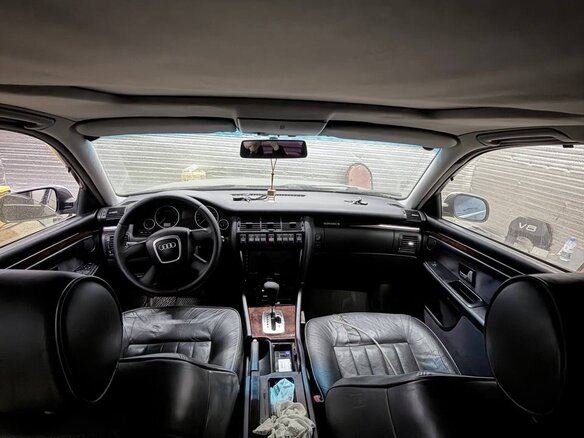 1995 Audi A8 I (D2), чёрный, 260000 рублей - вид 7