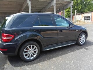 2011 Mercedes-Benz M-Класс 350 II (W164) Рестайлинг, синий, 1850000 рублей, вид 4