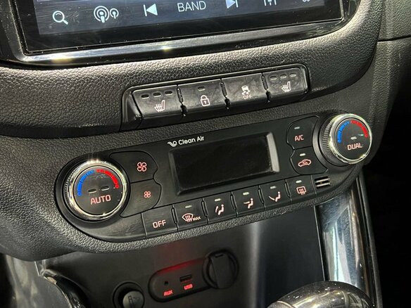 2013 Kia Ceed II, серебристый, 1040000 рублей - вид 9