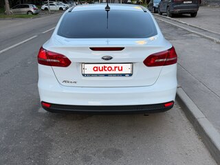 2017 Ford Focus III Рестайлинг, белый, 940000 рублей, вид 4