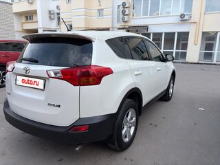 2013 Toyota RAV4 IV (XA40), белый, 1750000 рублей, вид 4