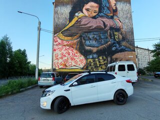 2013 Kia Rio 4-speed III, белый, 750000 рублей, вид 4
