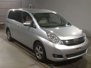 2014 Toyota ISis I Рестайлинг, серебристый, 1400000 рублей, вид 1