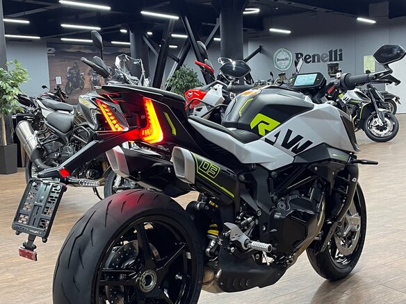 2026 QJMotor SRK 921, белый, 1090000 рублей - вид 6