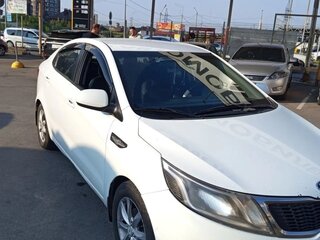 2014 Kia Rio III, белый, 630000 рублей, вид 2
