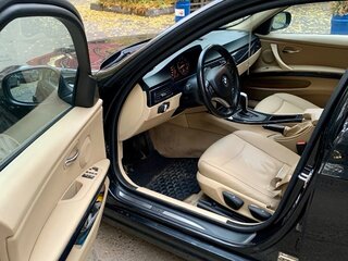 2009 BMW 3 серии 320i V (E90/E91/E92/E93) Рестайлинг, чёрный, 650000 рублей, вид 4