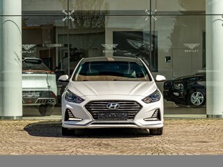 2018 Hyundai Sonata VII (LF) Рестайлинг, белый, 1545000 рублей, вид 2