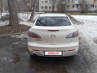 2013 Mazda 3 II (BL) Рестайлинг, белый, 800000 рублей, вид 3