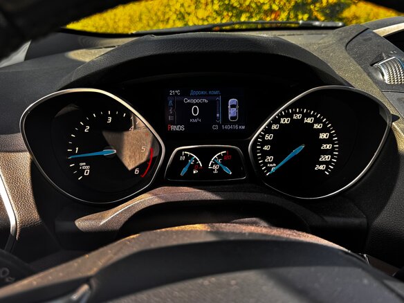 2013 Ford Kuga II, белый, 1200000 рублей - вид 10