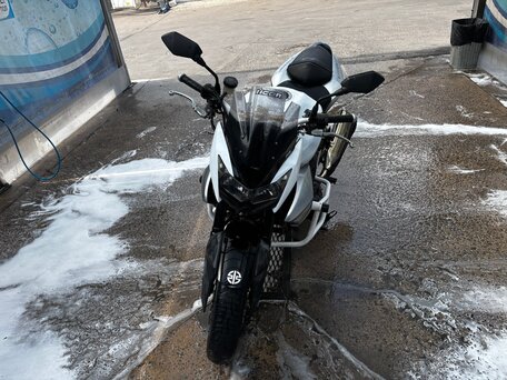 2009 Kawasaki Z 1000, белый, 505000 рублей, вид 3