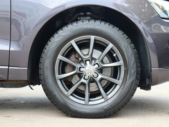 2010 Audi Q5 I (8R), серый, 1220000 рублей - вид 8