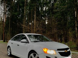 2014 Chevrolet Cruze I Рестайлинг, белый, 500000 рублей, вид 3