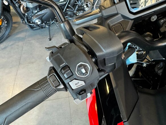 2026 Honda NC 750X, красный, 1530000 рублей - вид 11