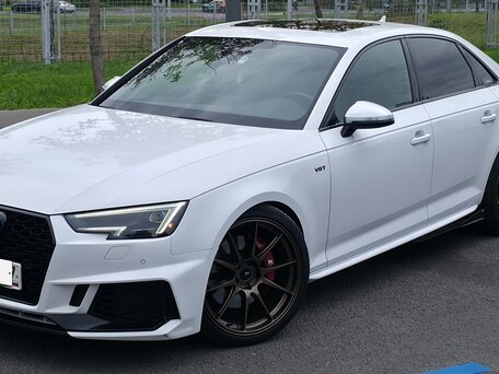 2018 Audi S4 V (B9), белый, 3900000 рублей, вид 1