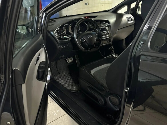 2014 Kia Ceed II, чёрный, 1270000 рублей - вид 12