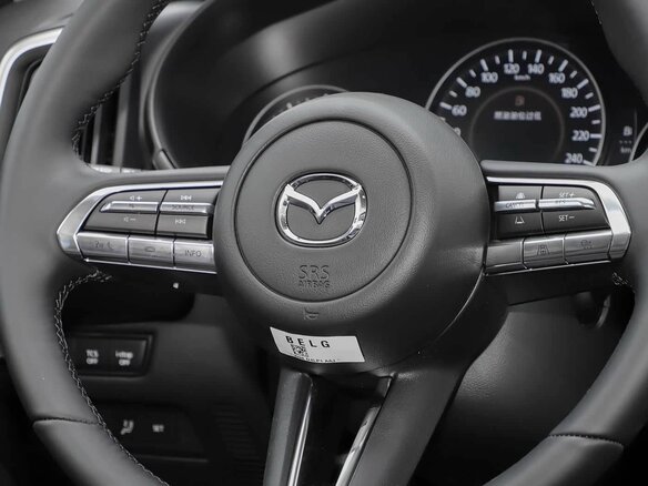 2026 Mazda CX-50, серый, 3600000 рублей - вид 9