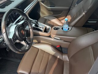 2020 Porsche Panamera 4 II, чёрный, 6450000 рублей, вид 5