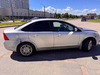 2008 Ford Focus II Рестайлинг, серебристый, 250000 рублей, вид 4