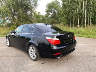 2004 BMW 5 серии 525i V (E60/E61), чёрный, 920000 рублей, вид 4