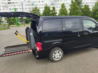 2014 Nissan NV200, чёрный, 1400000 рублей, вид 4