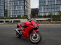 2014 Honda VFR 800, красный - вид 1